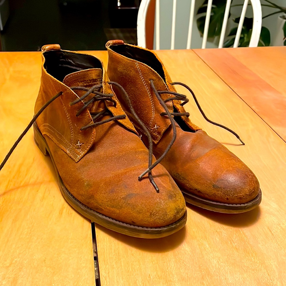 Size 11.5 Wolverine Chukka Boots